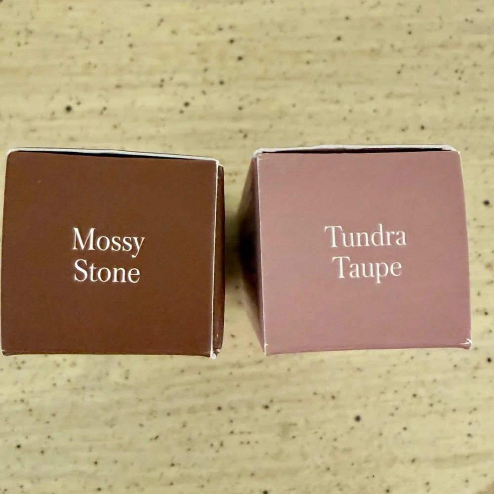 RMS Beauty Cashmere Matte Eyelights - Brown and taupe - Picture 3 of 7